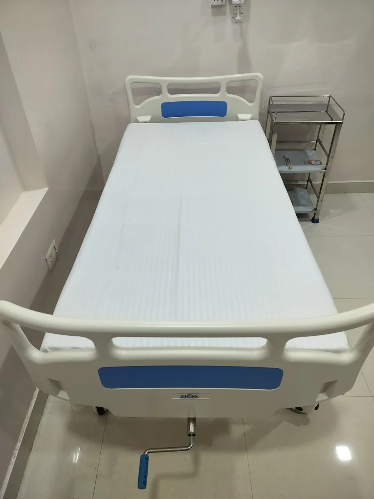 Polyster Cotton Hospital Bedsheet